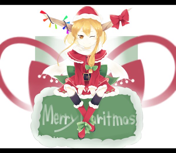 Anime picture 1714x1489 with touhou ibuki suika crazyoton46 single long hair looking at viewer fringe highres blonde hair smile sitting yellow eyes horn (horns) fur trim crossed legs christmas merry christmas girl bow hair bow