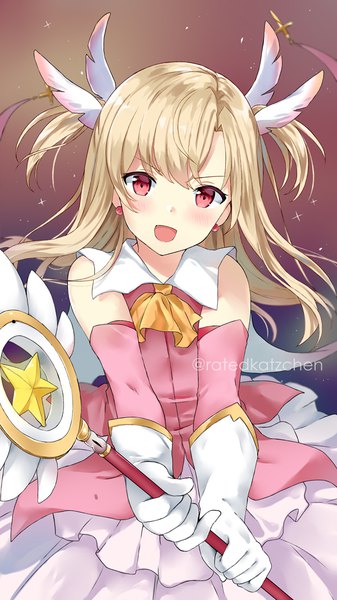 Anime picture 600x1067 with fate (series) fate/kaleid liner prisma illya illyasviel von einzbern prisma illya magical ruby kaetzchen single long hair tall image looking at viewer blush open mouth blonde hair simple background red eyes standing holding signed :d two side up