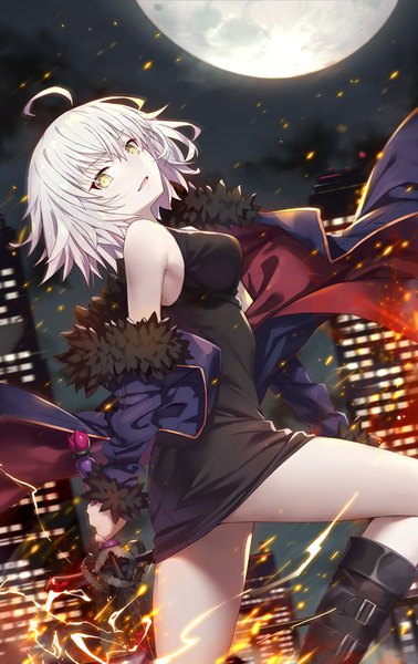 Anime picture 568x900 with fate (series) fate/grand order jeanne d'arc (fate) (all) jeanne d'arc alter (fate) gabiran single tall image looking at viewer fringe short hair breasts standing bare shoulders holding yellow eyes silver hair ahoge outdoors head tilt profile