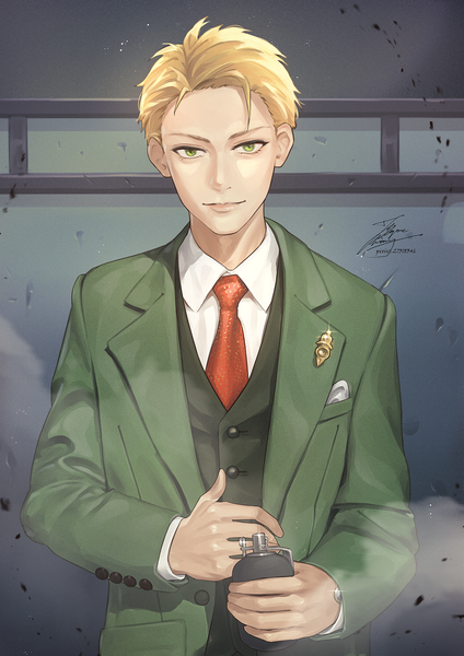 Anime-Bild 1061x1500 mit spy x family twilight (spy x family) fadingz single tall image looking at viewer short hair blonde hair holding green eyes signed upper body long sleeves light smile smoke boy weapon shirt necktie white shirt