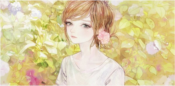 Anime picture 1095x542 with original atori (pixiv369356) single looking at viewer short hair brown hair wide image hair flower grey eyes girl hair ornament flower (flowers) plant (plants)