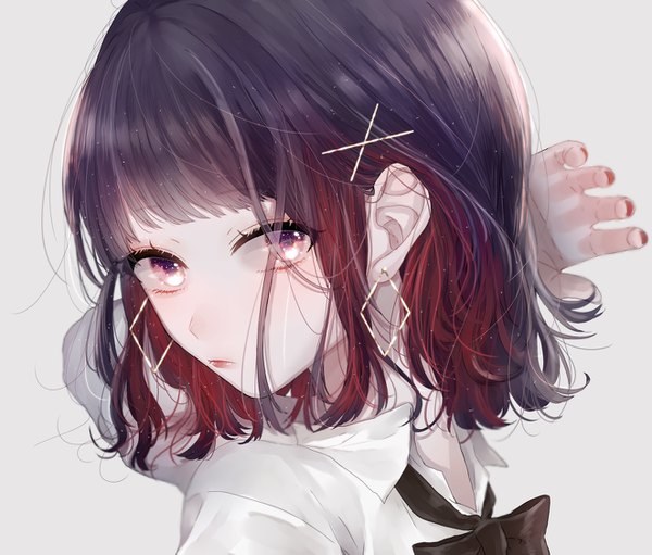 Anime picture 1322x1126 with original ichijiku (user yhjw8354) single looking at viewer fringe short hair black hair simple background purple eyes red hair blunt bangs nail polish multicolored hair grey background two-tone hair lipstick arm behind head face red lipstick multicolored eyes