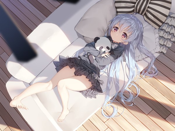 Anime picture 1928x1447 with original yusano single looking at viewer fringe highres hair between eyes brown eyes silver hair full body indoors lying long sleeves very long hair barefoot on back hug striped frilly skirt floor