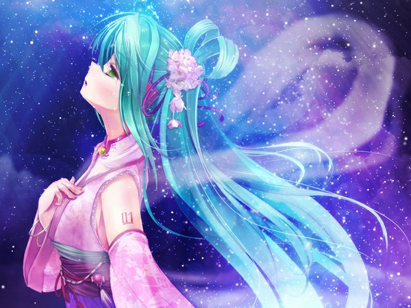 Anime picture 1024x768 with vocaloid hatsune miku scarlet (studioscr) single long hair fringe green eyes payot sky cloud (clouds) upper body traditional clothes parted lips japanese clothes profile aqua hair night tattoo night sky floating hair