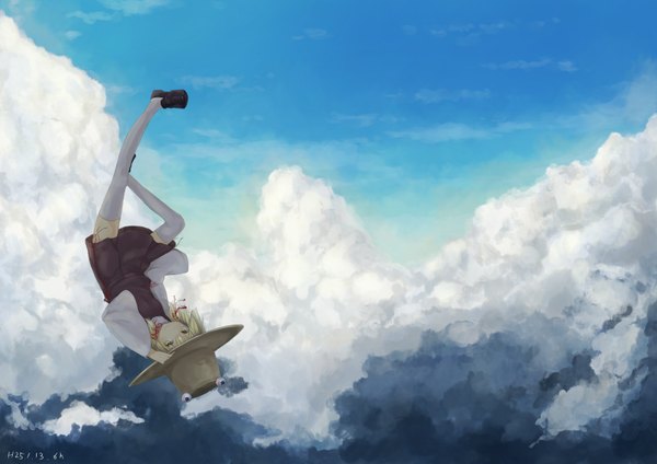Аниме картинка 1637x1158 с touhou мория сувако yushika один (одна) короткие волосы светлые волосы жёлтые глаза облако (облака) полёт вверх ногами девушка чулки платье шляпа чулки (белые)