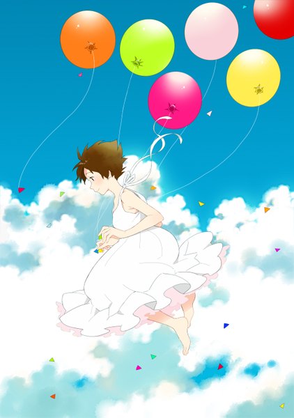 Anime picture 1000x1423 with original mameko single tall image fringe short hair smile brown hair sky cloud (clouds) barefoot bare legs weightlessness girl dress sundress balloon