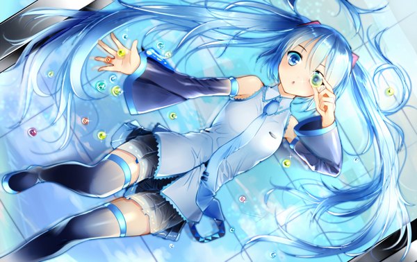 Anime picture 1480x934 with vocaloid hatsune miku aaru single open mouth blue eyes twintails bare shoulders very long hair aqua hair girl skirt detached sleeves necktie thigh boots