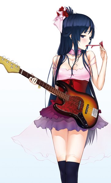 Anime picture 1000x1650 with k-on! kyoto animation akiyama mio ken-1 single long hair tall image black hair simple background white background black eyes girl thighhighs dress black thighhighs guitar