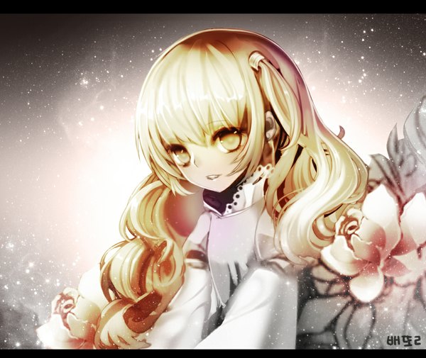 Anime picture 1027x865 with original bettols single long hair looking at viewer blonde hair yellow eyes wavy hair girl dress flower (flowers)