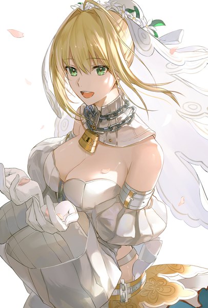 Anime-Bild 1570x2323 mit fate (series) fate/grand order fate/extra fate/extra ccc nero claudius (fate) nero claudius (bride) (fate) hoshi rasuku single tall image fringe short hair breasts open mouth light erotic simple background blonde hair hair between eyes large breasts white background green eyes