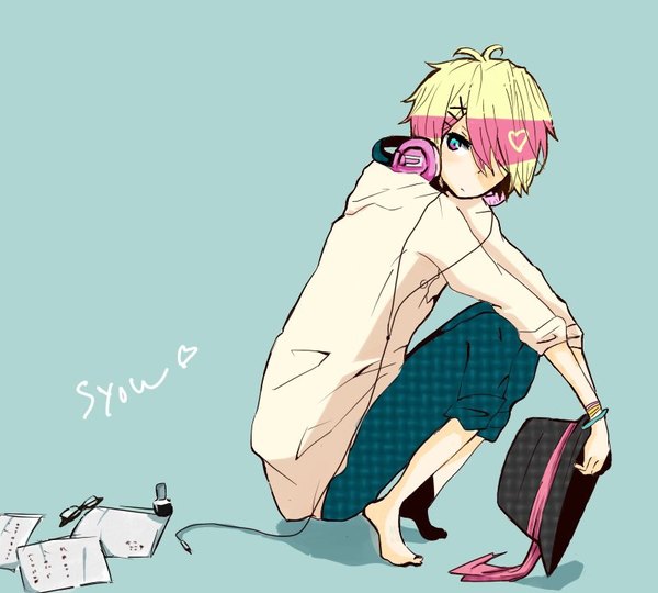 Anime picture 800x720 with uta no prince-sama a-1 pictures kurusu shou meiji single blush fringe short hair blonde hair simple background sitting holding payot looking away pink hair full body ahoge multicolored hair aqua eyes hair over one eye