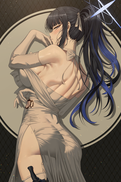 Anime-Bild 2400x3600 mit blue archive saori (blue archive) nompang single long hair tall image looking at viewer blush fringe highres breasts blue eyes light erotic black hair simple background large breasts standing payot ass parted lips