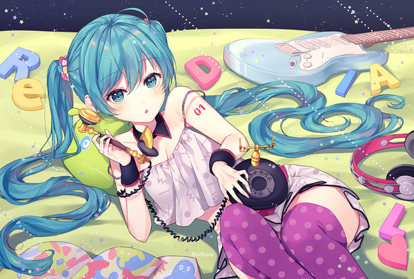 Anime picture 1035x700 with vocaloid redial (vocaloid) hatsune miku silltare single looking at viewer fringe hair between eyes twintails ahoge very long hair aqua eyes aqua hair strap slip reclining polka dot girl thighhighs skirt headphones