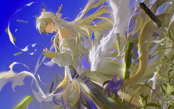 Anime picture 4800x3000 with arknights shu (arknights) crimsonknigh t single long hair looking at viewer highres absurdres tail multicolored hair horn (horns) pointy ears grey hair from below streaked hair fantasy dragon girl dragon tail girl earrings