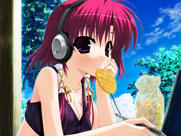 Anime picture 1600x1200 with amatsu misora ni! shintarou single looking at viewer short hair purple eyes bare shoulders red hair mouth hold eating girl swimsuit headphones pen