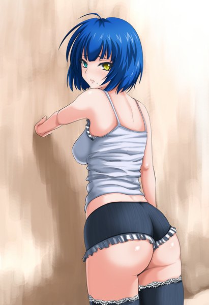 Anime picture 600x875 with ikkitousen ryomou shimei shima-shuu single tall image looking at viewer blush fringe short hair breasts light erotic simple background large breasts bare shoulders yellow eyes blue hair ahoge ass looking back aqua eyes