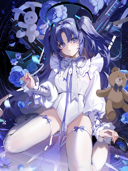 Anime-Bild 1879x2500 mit blue archive yuuka (blue archive) akizero1510 single long hair tall image looking at viewer highres light erotic sitting purple eyes purple hair two side up wariza girl thighhighs flower (flowers) weapon petals white thighhighs