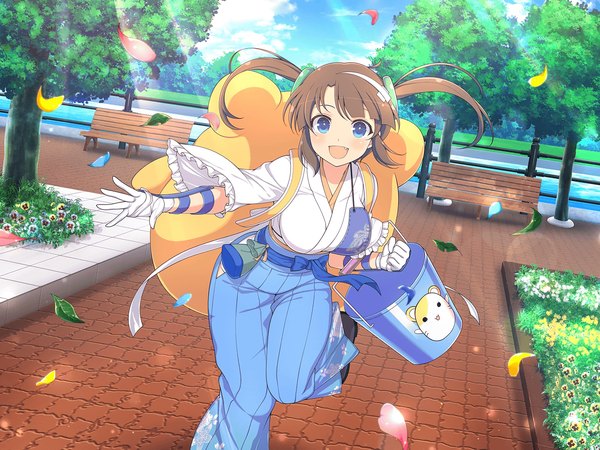 Anime picture 2048x1536 with senran kagura minori (senran kagura) yaegashi nan single long hair looking at viewer fringe highres open mouth blue eyes smile brown hair standing twintails traditional clothes :d japanese clothes wind official art standing on one leg