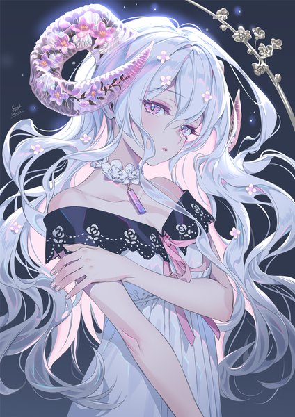 Anime picture 1100x1555 with original midori foo single long hair tall image looking at viewer blush fringe hair between eyes signed silver hair head tilt pink eyes hair flower horn (horns) off shoulder dark background wavy hair holding arm girl