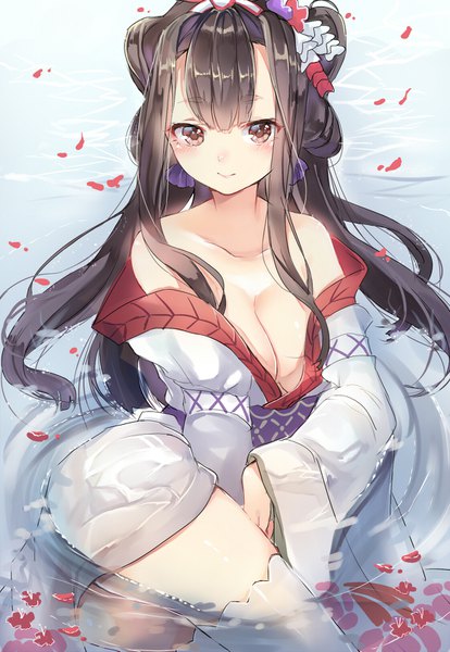 Anime picture 1120x1623 with onmyoji huaniao juan takitou single long hair tall image looking at viewer fringe breasts light erotic smile hair between eyes brown hair large breasts bare shoulders brown eyes cleavage traditional clothes japanese clothes off shoulder
