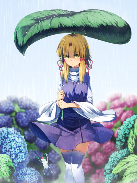 Anime picture 900x1200 with touhou moriya suwako ibuki notsu single tall image looking at viewer blush short hair blonde hair yellow eyes rain no hat girl thighhighs flower (flowers) white thighhighs hydrangea frog leaf umbrella