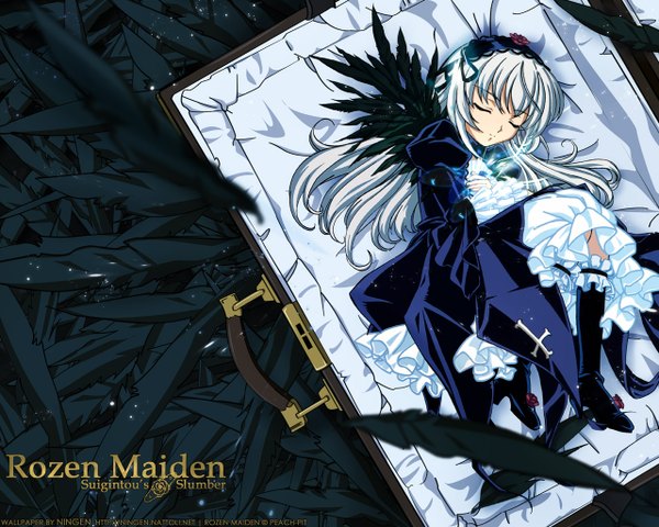 Anime picture 1280x1024 with rozen maiden suigintou ningen (nattoli) kasugai hiroyuki single long hair signed white hair lying eyes closed wallpaper on side third-party edit girl dress wings black dress feather (feathers) knee boots lolita hairband