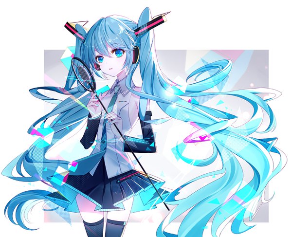 イラスト 2930x2380 と ボーカロイド 初音ミク 包菜 ソロ カメラ目線 前髪 highres 青い目 hair between eyes ツインテール 青い髪 very long hair nail polish pleated skirt 女の子 ストッキング スカート 黒ストッキング 袖だけ ネクタイ