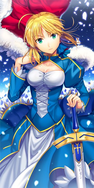 Anime picture 450x900 with fate (series) fate/stay night type-moon artoria pendragon (all) saber ells (ellsat) single tall image looking at viewer short hair blonde hair holding green eyes ahoge wind puffy sleeves fur trim adjusting hair lacing serious