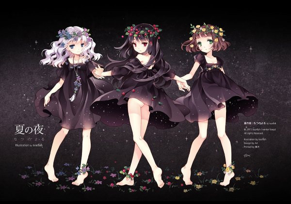 Anime-Bild 1200x843 mit original tearfish long hair short hair blue eyes black hair smile red eyes brown hair multiple girls green eyes white hair looking back barefoot girl dress black dress 3 girls wreath