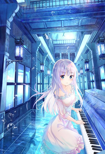 Anime-Bild 2591x3790 mit original smile2007h single long hair tall image looking at viewer blush fringe highres blue eyes sitting silver hair blunt bangs parted lips off shoulder :o floating hair underwater playing instrument girl