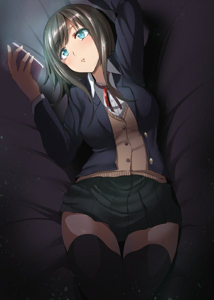 Anime picture 572x800 with original nohito single long hair tall image fringe blue eyes black hair lying pleated skirt glow girl thighhighs skirt uniform black thighhighs school uniform mobile phone