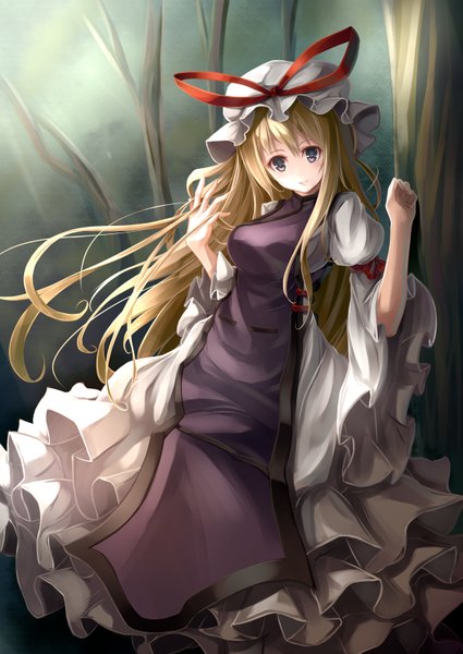 Anime picture 2149x3035 with touhou yakumo yukari fal maro single long hair tall image highres blue eyes blonde hair girl dress plant (plants) tree (trees) bonnet