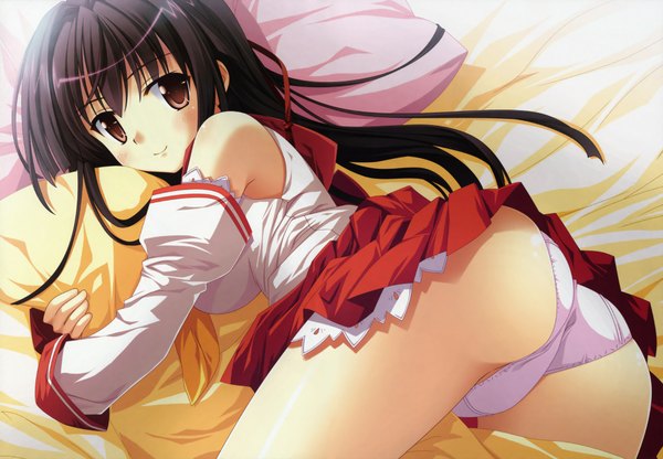 Anime picture 2000x1388 with long hair highres light erotic black hair brown hair pantyshot girl detached sleeves pillow