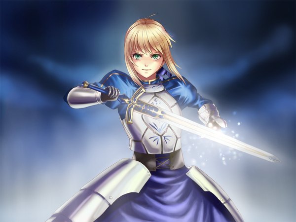 Anime picture 1000x750 with fate (series) fate/stay night type-moon artoria pendragon (all) saber athenawyrm single looking at viewer fringe short hair blonde hair holding green eyes ahoge hair bun (hair buns) puffy sleeves dark background glowing weapon girl ribbon (ribbons)
