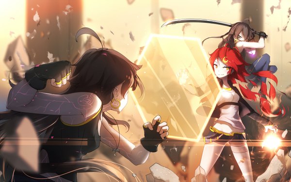 Anime picture 1600x1005 with original qian ye (qys3) tian ling (qys3) qys3 long hair fringe brown hair multiple girls holding yellow eyes ahoge red hair grey eyes magic battle girl thighhighs gloves hair ornament weapon