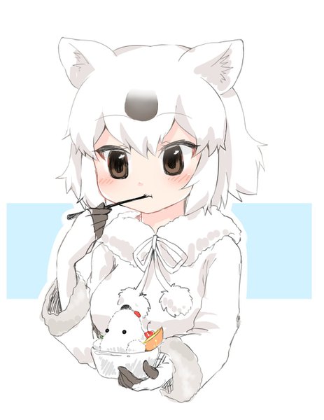 Anime picture 1000x1294 with kemono friends polar bear (kemono friends) tatu nw single tall image highres short hair simple background white background brown eyes animal ears upper body white hair multicolored hair two-tone hair fur trim eating bear ears girl gloves
