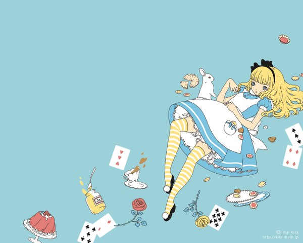 Anime picture 1280x1024 with alice in wonderland kira imai (artist) blue eyes blonde hair blue background lolita fashion food bunny