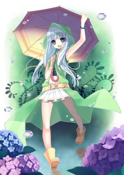 Аниме картинка 2149x3035 с оригинальное изображение nana mikoto один (одна) длинные волосы высокое изображение высокое разрешение зелёные глаза белые волосы девушка цветок (цветы) браслет ремень капюшон зонт капли воды гортензия