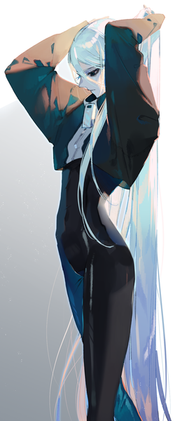 Anime picture 966x2228 with original zumi (neronero126) single tall image fringe simple background hair between eyes standing silver hair ponytail very long hair black eyes arms up looking down androgynous boy bodysuit