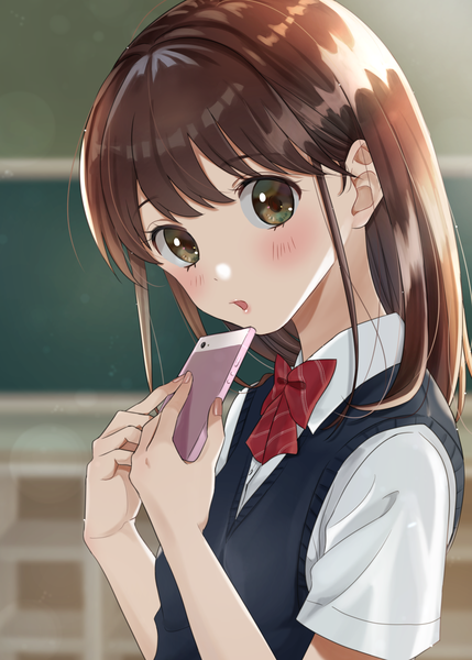 Anime picture 2591x3624 with original kuroneko w1nter single long hair tall image looking at viewer blush fringe highres open mouth hair between eyes brown hair green eyes payot upper body indoors head tilt sunlight blurry short sleeves