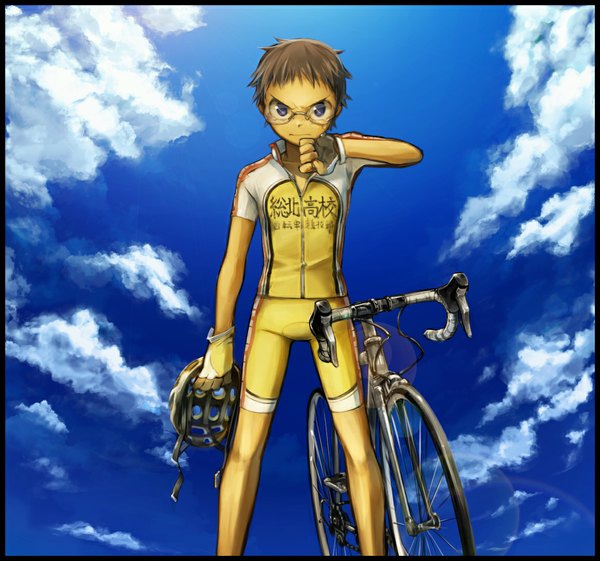 Anime picture 1157x1083 with yowamushi pedal onoda sakamichi mecyo single looking at viewer fringe short hair blue eyes brown hair standing holding sky cloud (clouds) serious boy gloves uniform fingerless gloves gym uniform ground vehicle