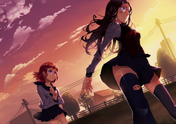 Anime picture 2000x1413 with original yuki (rose snow) long hair highres short hair blue eyes black hair multiple girls cloud (clouds) red hair pink eyes torn clothes evening sunset girl thighhighs black thighhighs 2 girls plant (plants) tree (trees)