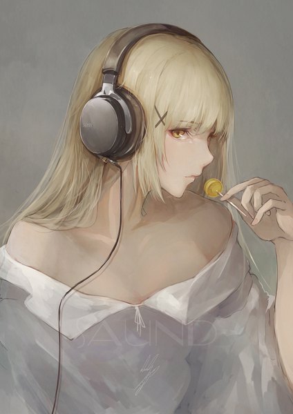Anime picture 1216x1720 with original sony marumoru single long hair tall image looking at viewer fringe simple background blonde hair hair between eyes holding signed yellow eyes upper body profile lips off shoulder grey background girl