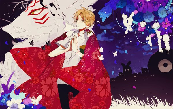 Anime picture 1110x700 with natsume yuujinchou brains base (studio) natsume takashi madara (nyanko-sensei) kite-mitiko short hair blonde hair yellow eyes night mouth hold clothes on shoulders silhouette praying boy uniform plant (plants) school uniform animal grass paper