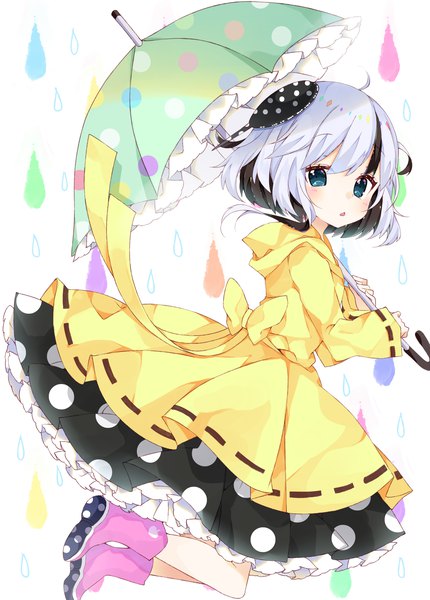 Anime picture 1074x1500 with original polka-chan chico152 single tall image looking at viewer short hair open mouth black hair white background holding silver hair ahoge bent knee (knees) multicolored hair aqua eyes two-tone hair :o streaked hair rain