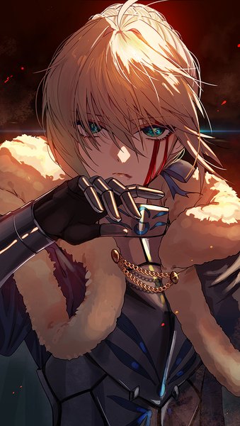 Anime picture 681x1207 with fate (series) fate/stay night artoria pendragon (all) saber marchab 66 single tall image looking at viewer blush fringe short hair blue eyes blonde hair hair between eyes upper body ahoge arm up serious blood on face girl
