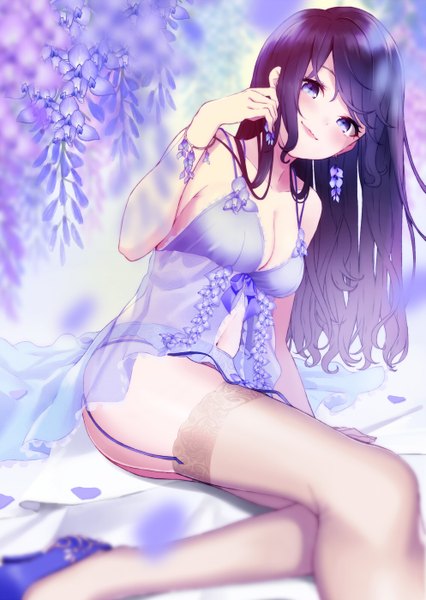 Anime picture 993x1400 with original retsuna single long hair tall image looking at viewer blush fringe breasts blue eyes light erotic smile hair between eyes bare shoulders cleavage purple hair bent knee (knees) head tilt blurry arm support