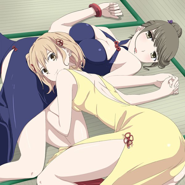 Anime picture 1000x1000 with hanasaku iroha p.a. works matsumae ohana oshimizu nako ribonzu (artist) looking at viewer blush short hair light erotic black hair blonde hair multiple girls brown eyes lying looking back chinese clothes girl 2 girls bracelet chinese dress