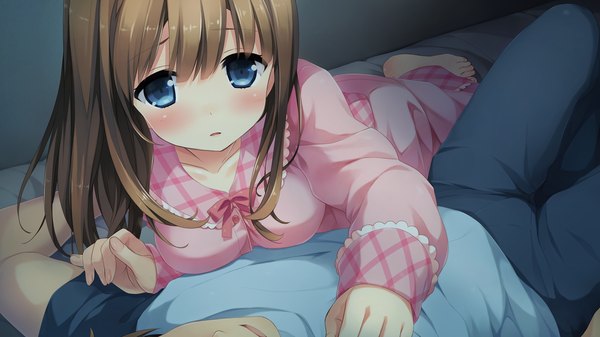 Anime picture 1920x1080 with berry's houkou yuuka sakura koharu long hair looking at viewer blush highres breasts open mouth blue eyes brown hair wide image game cg lying barefoot couple solo focus hand on another's shoulder girl boy