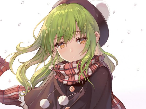 Anime picture 1000x745 with original momoko (momopoco) single long hair blush fringe simple background white background brown eyes looking away green hair wind snowing girl headdress scarf beret winter clothes plaid scarf